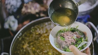 Gastronomía hanoyense aporta encanto a la capital de Vietnam