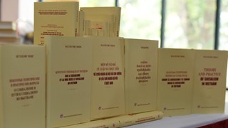 Publican libro del secretario general del PCV sobre el socialismo en siete idiomas