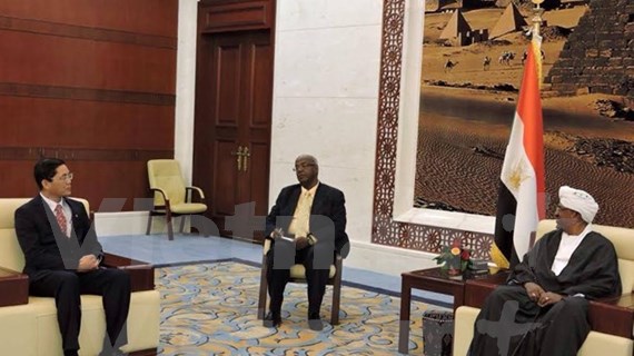Presidente sudanés propone ampliar lazos con Vietnam en agricultura e industria