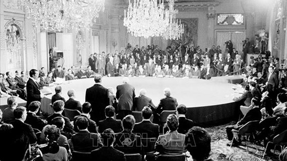 Acuerdos de Paz de París: lecciones históricas sobre independencia
