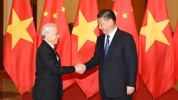Vietnam y China intercambian felicitaciones en vísperas del Año Nuevo Lunar