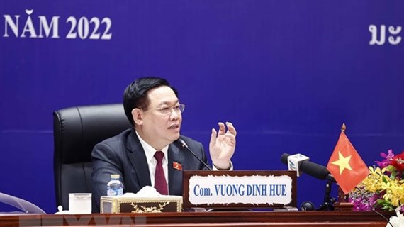 Presidente de la Asamblea Nacional de Vietnam prosigue visita oficial en Laos