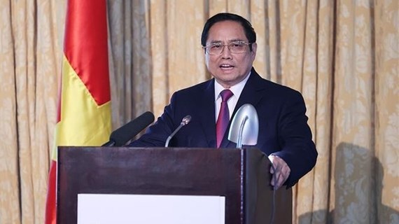 Premier insta a empresas estadounidenses a invertir en turismo y comercio en Vietnam