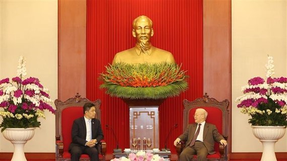 Máximo dirigente partidista de Vietnam recibe a presidente de Parlamento de Singapur 