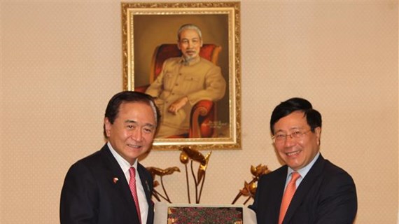 Vietnam se compromete a crear condiciones favorables a inversores japoneses