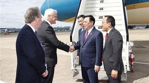 Presidente de la Asamblea Nacional de Vietnam inicia su visita oficial a Reino Unido