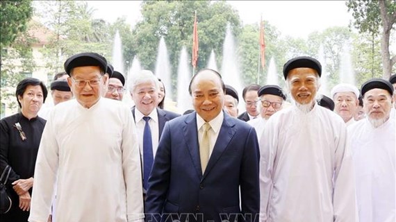 Presidente vietnamita se reúne con dignatarios de religión autóctona de Cao Dai