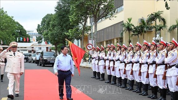 Primer ministro de Vietnam realiza visita de trabajo en provincia de Dak Lak