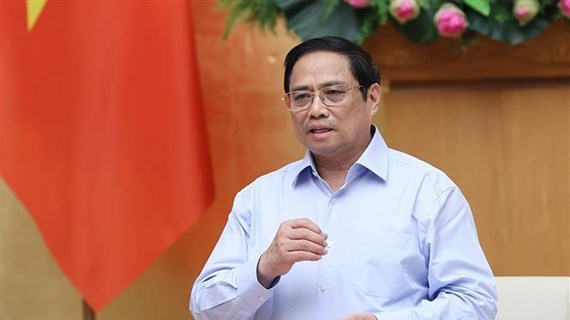 Premier vietnamita destaca importancia de estabilidad macroeconómica y control de inflación