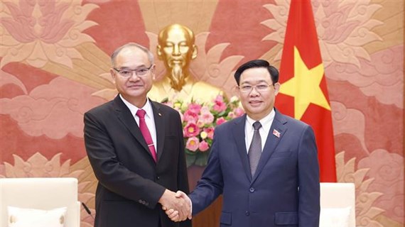 Presidente parlamentario vietnamita recibe al dirigente del Senado tailandés