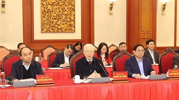 Buró Político examina implementación de resolución sobre Ciudad Ho Chi Minh