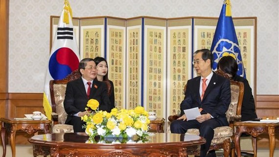 Vietnam y Corea del Sur abogan por desarrollo fuerte de relaciones
