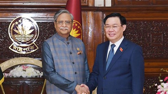 Titular parlamentario de Vietnam se reúne con presidente de Bangladesh