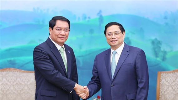 Primer Ministro vietnamita destaca cooperación entre Hanoi y Vientiane 