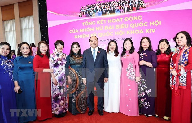Diputadas de la Asamblea Nacional de Vietnam para el periodo 2016-2021: Impronta de igualdad y progreso hinh anh 1