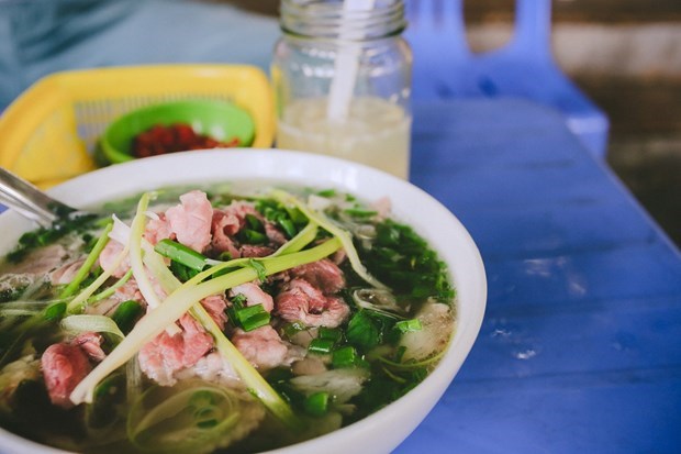 Sopa de fideos con ternera de Nam Dinh hinh anh 1