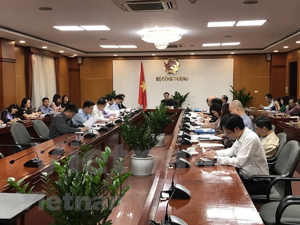 Ministro vietnamita pide pronostico y respuesta efectiva a la epidemia hinh anh 1