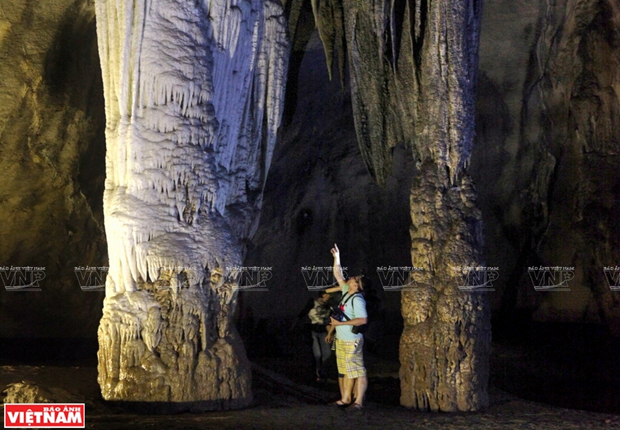 Una experiencia por la cueva Thien Duong en la provincia vietnamita de Quang Binh hinh anh 11