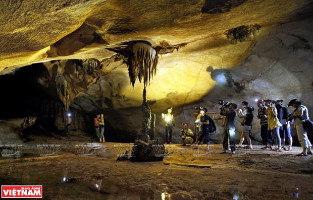 Una experiencia por la cueva Thien Duong en la provincia vietnamita de Quang Binh hinh anh 2