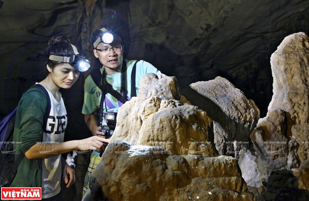 Una experiencia por la cueva Thien Duong en la provincia vietnamita de Quang Binh hinh anh 3