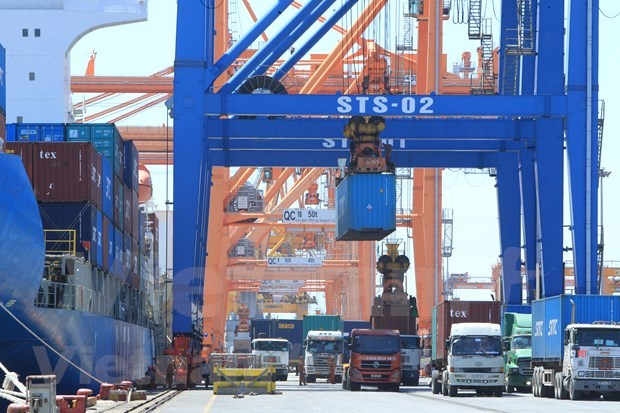 Exportaciones vietnamitas con leve crecimiento en primer trimestre debido al COVID-19 hinh anh 1