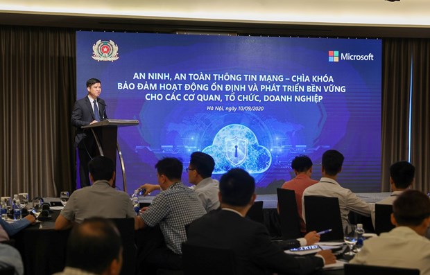 Vietnam enfrenta peligros inconmensurables del ciberespacio hinh anh 1