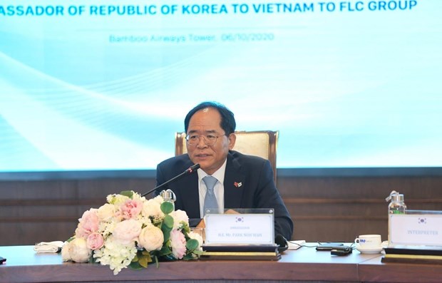 Fomentan nexos de cooperacion entre grupo vietnamita FLC y socios surcoreanos hinh anh 1