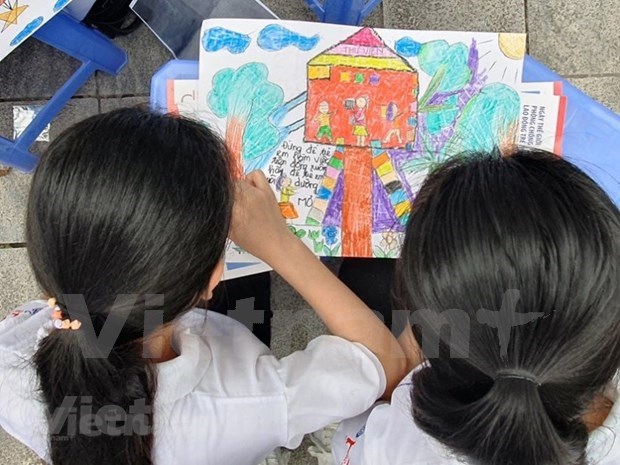 Vietnam lanza programa para prevenir y reducir el trabajo infantil hinh anh 1