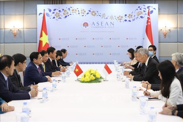 Relaciones Vietnam-Singapur unen a la ASEAN hinh anh 1