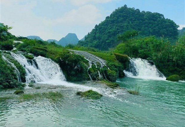 Descubra cinco hermosos destinos turisticos en Cao Bang hinh anh 2
