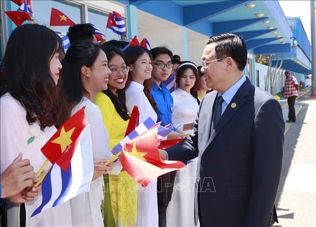 Presidente parlamentario de Vietnam inicia visita oficial a Cuba hinh anh 4