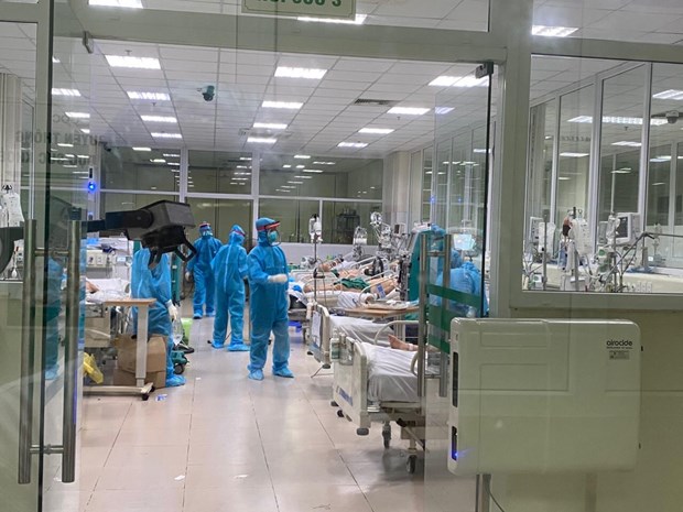 Fallece en Vietnam un paciente de COVID-19 debido a enfermedades subyacentes hinh anh 1