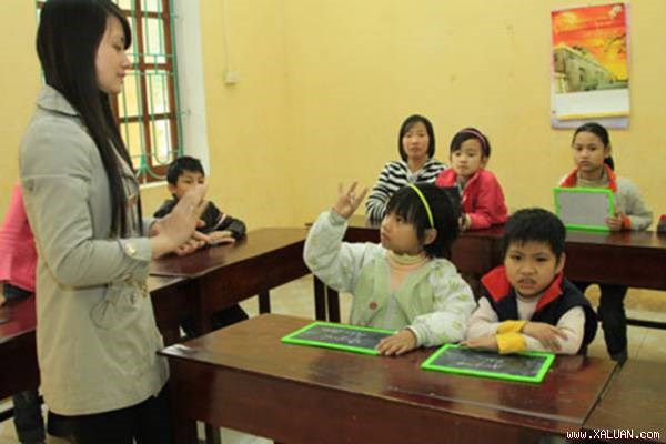 Asistencias a ninos sordos vietnamitas en acceso a educacion hinh anh 1
