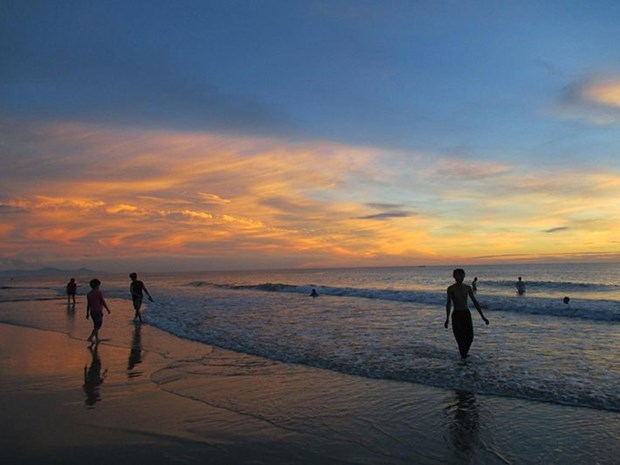 Nhat Le en topten de playas mas atractivas de Vietnam hinh anh 3