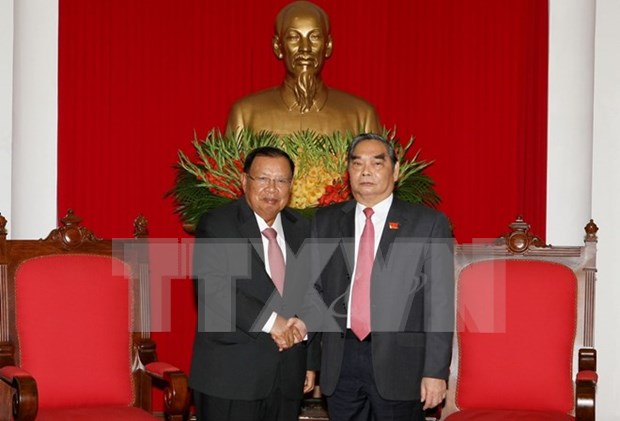 Vietnam y Laos fortalecen solidaridad especial hinh anh 1