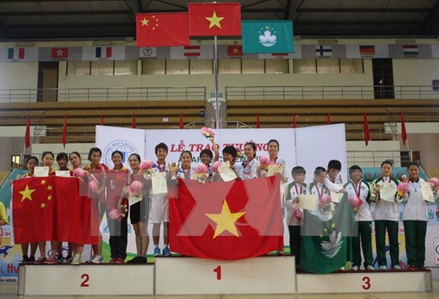 Vietnam domina torneo mundial de volante de plumillas hinh anh 1