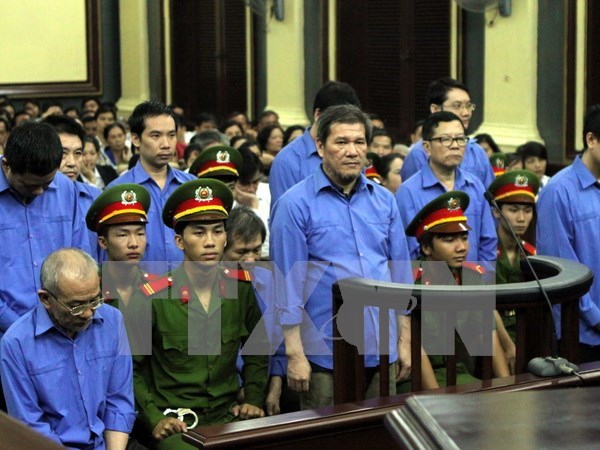 Sentencian a cadena perpetua a exdirector de compania vietnamita hinh anh 1
