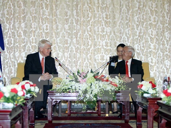 Presidente de Islandia visita Ciudad Ho Chi Minh hinh anh 1