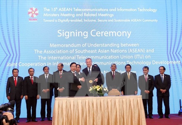 ASEAN promueve lazos en Tecnologia Informatica y Comunicaciones hinh anh 1