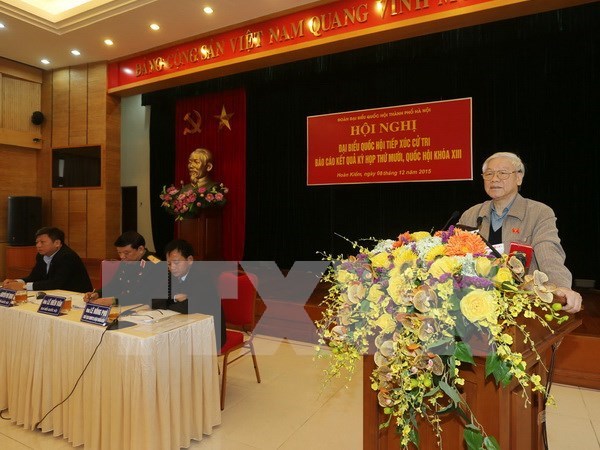 Lider partidista mantiene contacto con electorado de Hanoi hinh anh 1