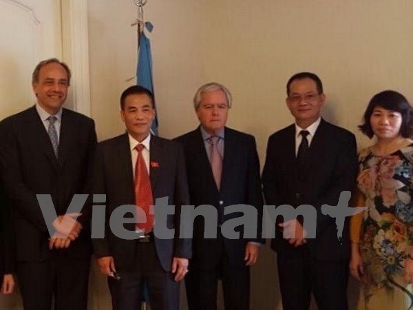 Vietnam intensifica colaboracion legislativa con Argentina y Chile hinh anh 1