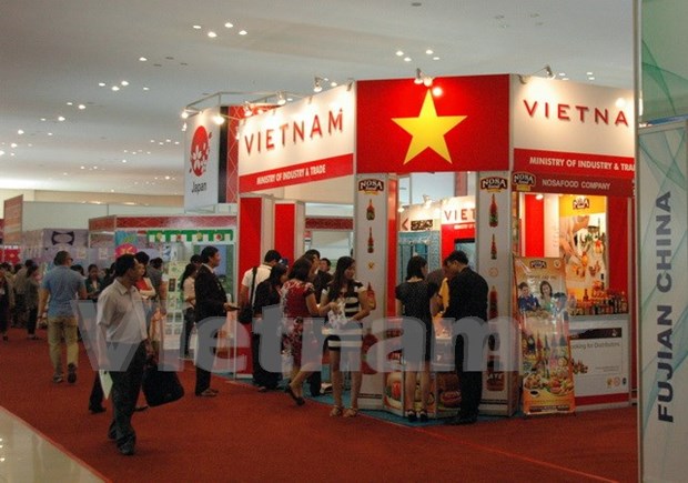 Participa Vietnam en feria de exportacion e importacion de Cambodia hinh anh 1