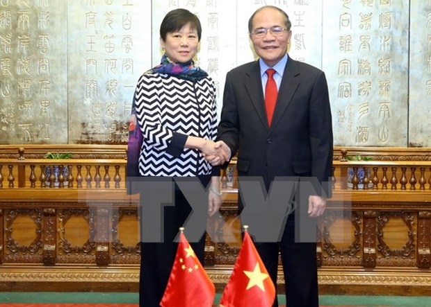 Dirigente parlamentario vietnamita enfatiza conservacion de amistad con China hinh anh 1