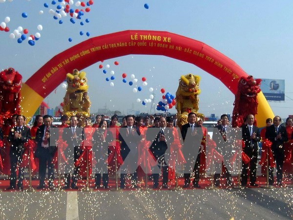Abre al transito autopista entre Hanoi y provincia nortena de Bac Giang hinh anh 1