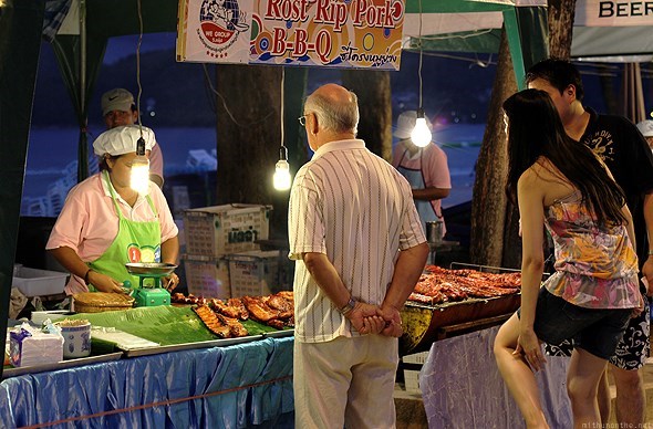 Phuket reconocida por UNESCO como “Ciudad de Gastronomia” hinh anh 1