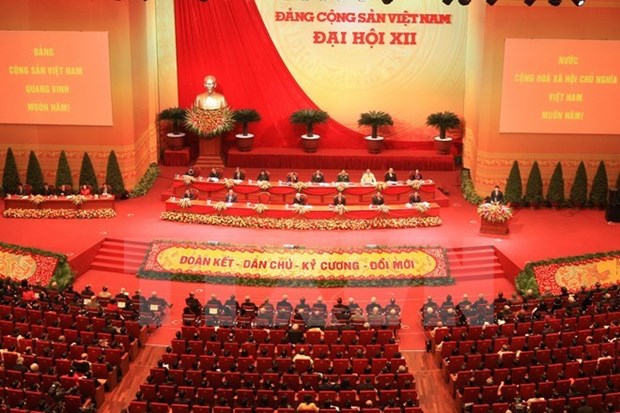 Bloomberg News destaca futuro de Vietnam tras XII Congreso del PCV hinh anh 1