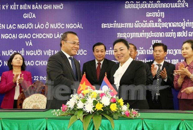 Nexos en labores sobre coterraneos en ultramar:factor impulsor de lazos Vietnam-Laos hinh anh 1