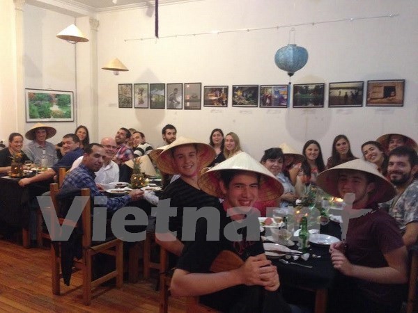 Semana Cultural Vietnamita en Buenos Aires hinh anh 1