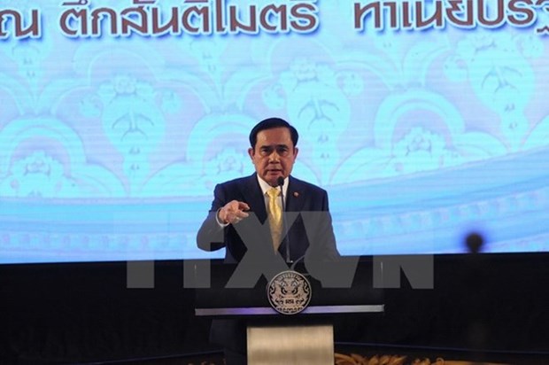 Premier tailandes afirma que no reutilizaran antiguas constituciones hinh anh 1