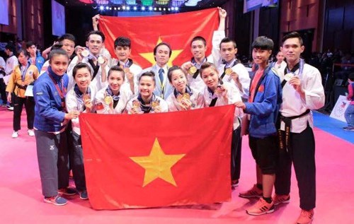 Vietnam gana dos oros de taekwondo en campeonato asiatico hinh anh 1